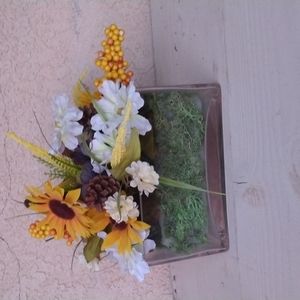 Glass vase with flowers